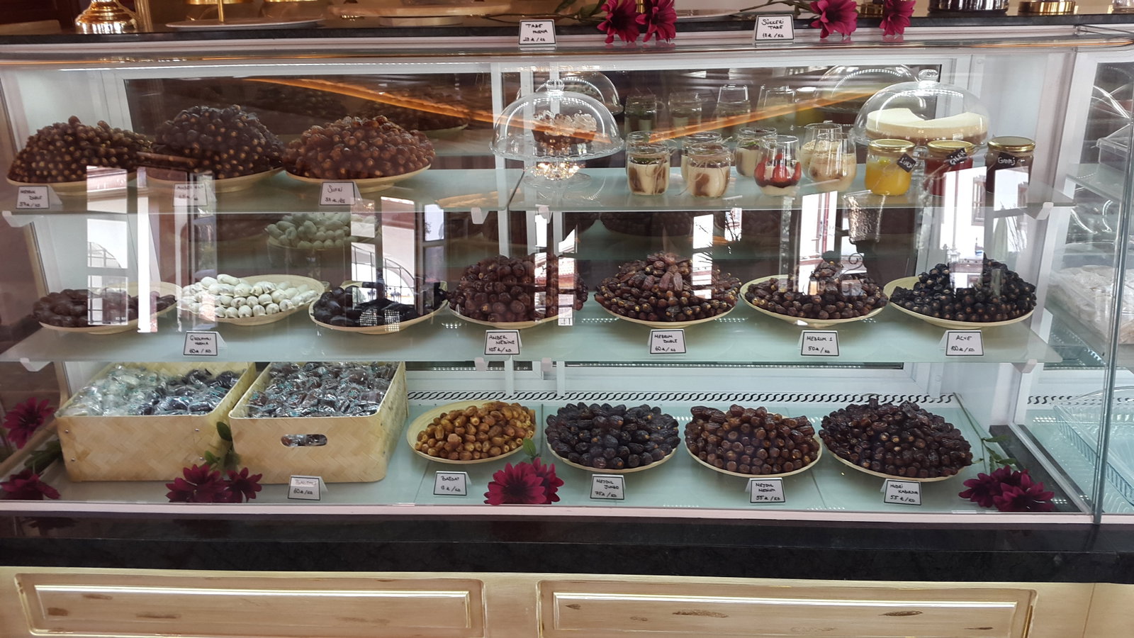 Yeşi̇l Nfk Kafe&Hurma