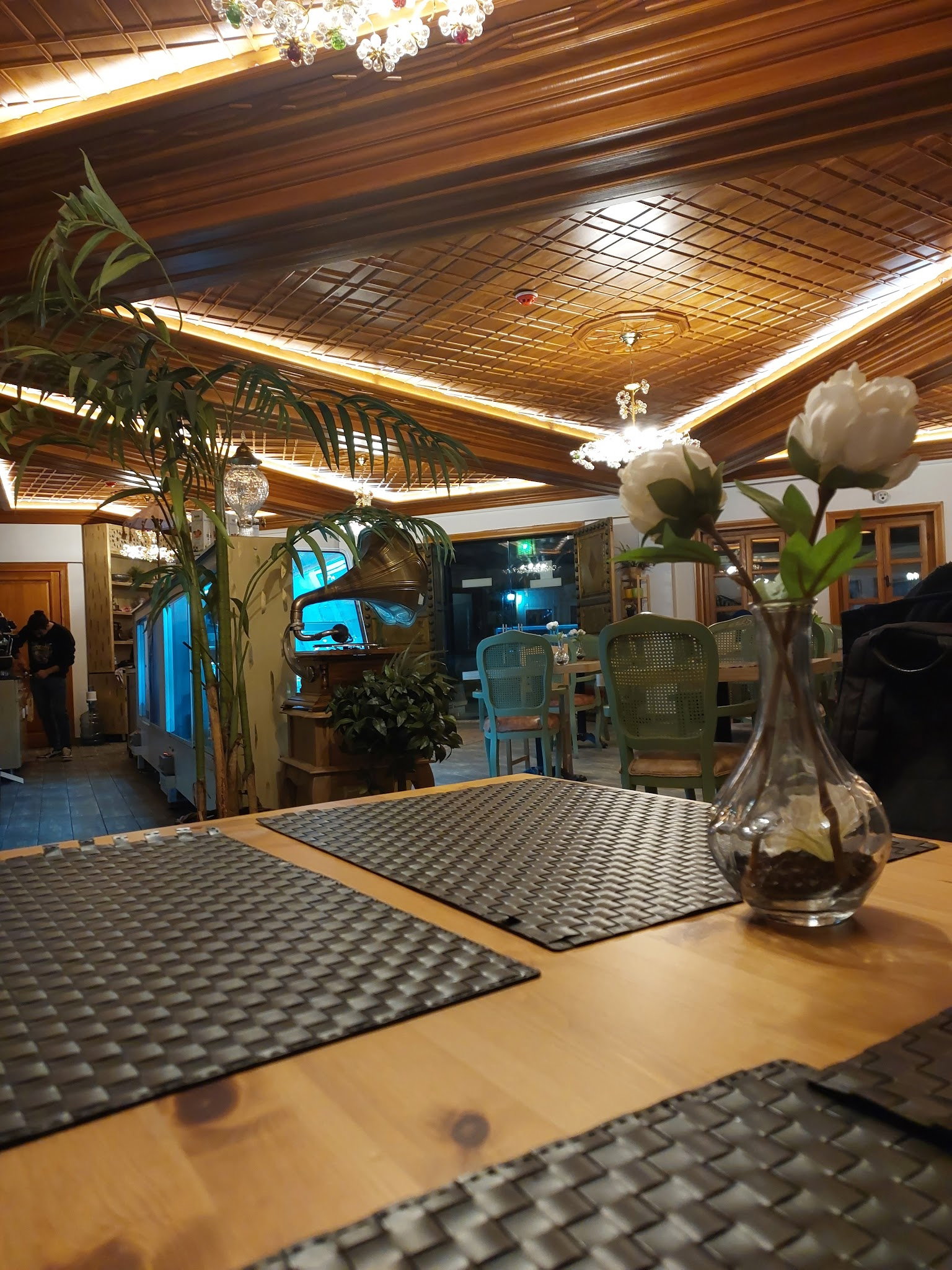 Yeşi̇l Nfk Kafe&Hurma