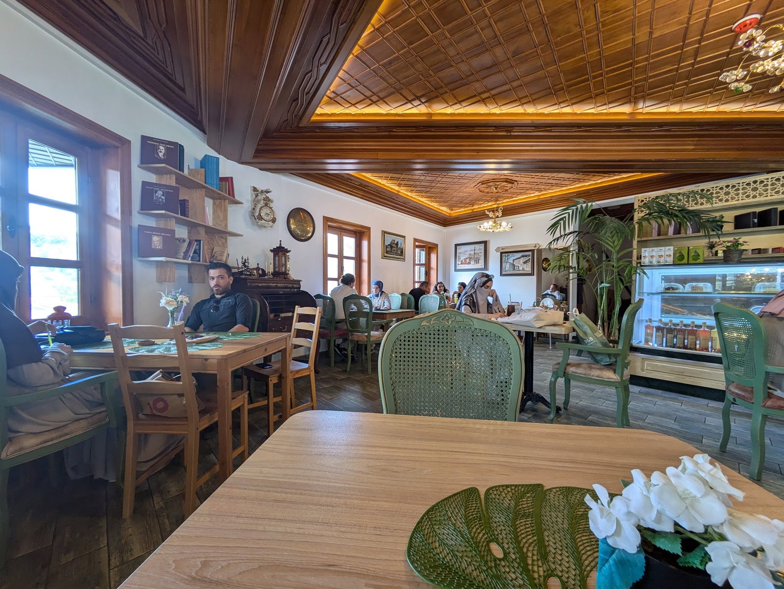 Yeşi̇l Nfk Kafe&Hurma