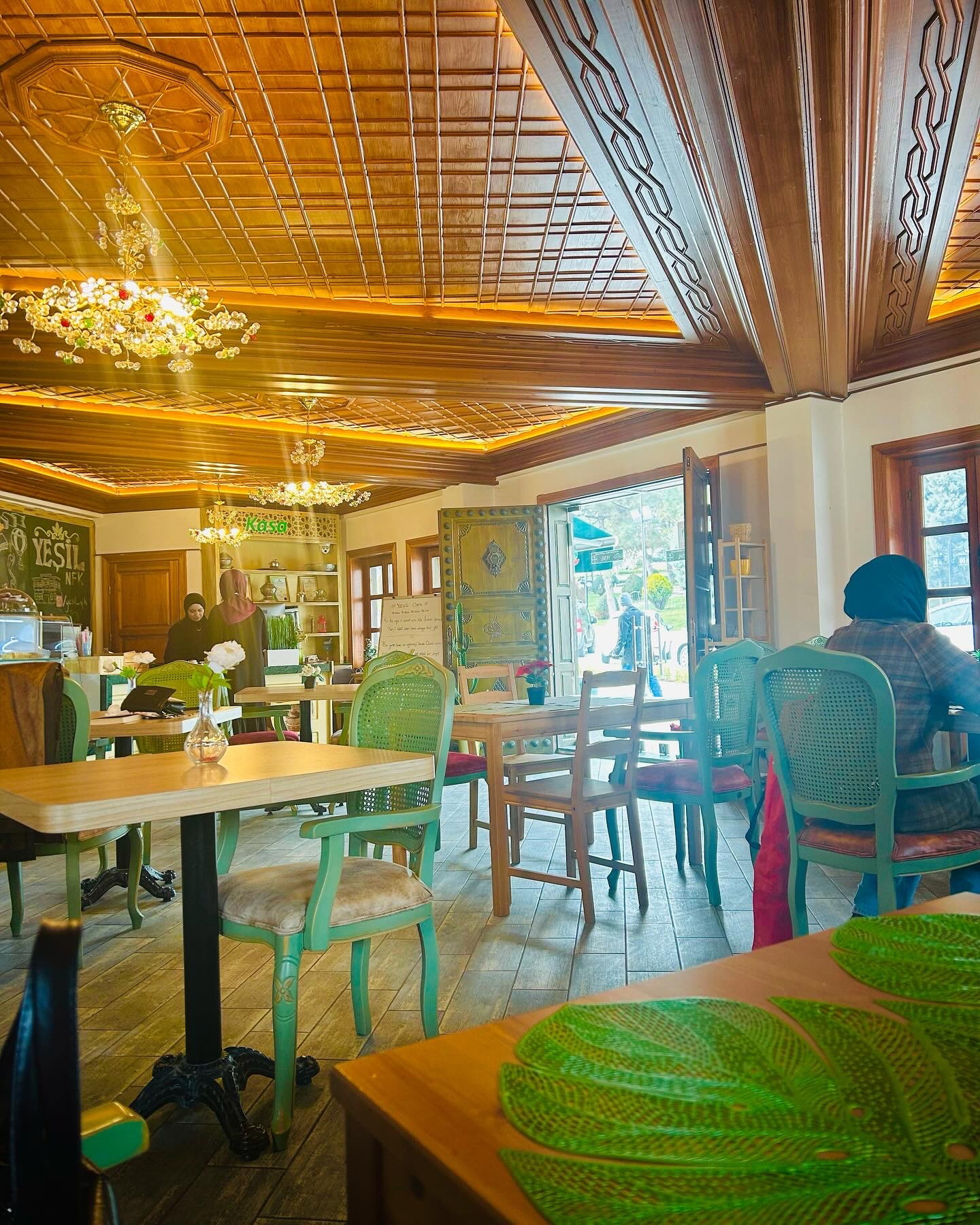 Yeşi̇l Nfk Kafe&Hurma