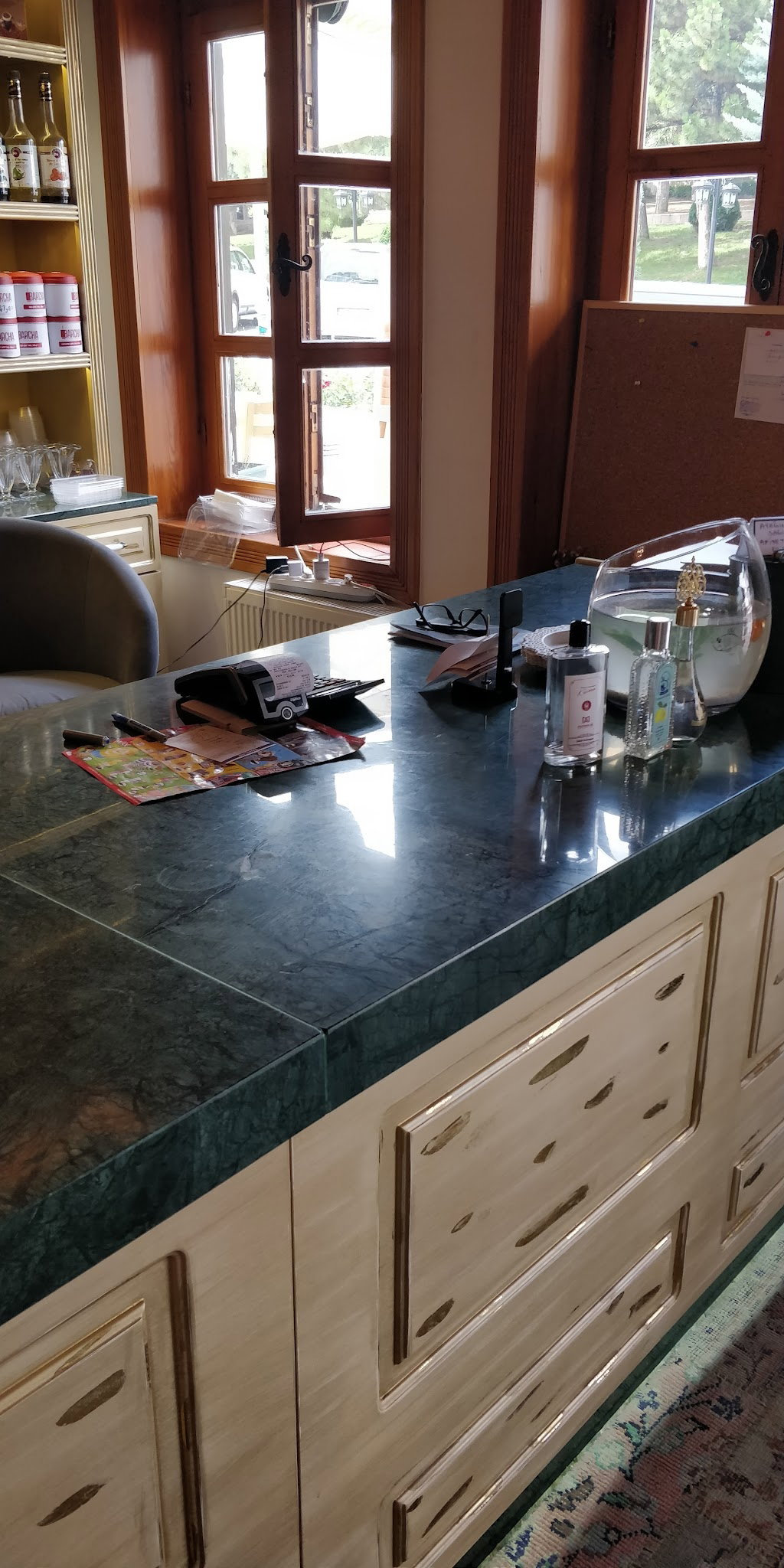 Yeşi̇l Nfk Kafe&Hurma