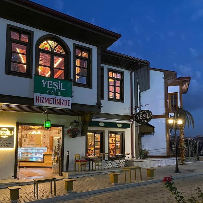 Yeşi̇l Nfk Kafe&Hurma