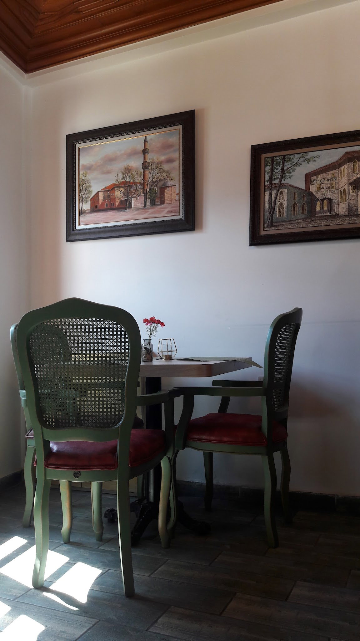 Yeşi̇l Nfk Kafe&Hurma