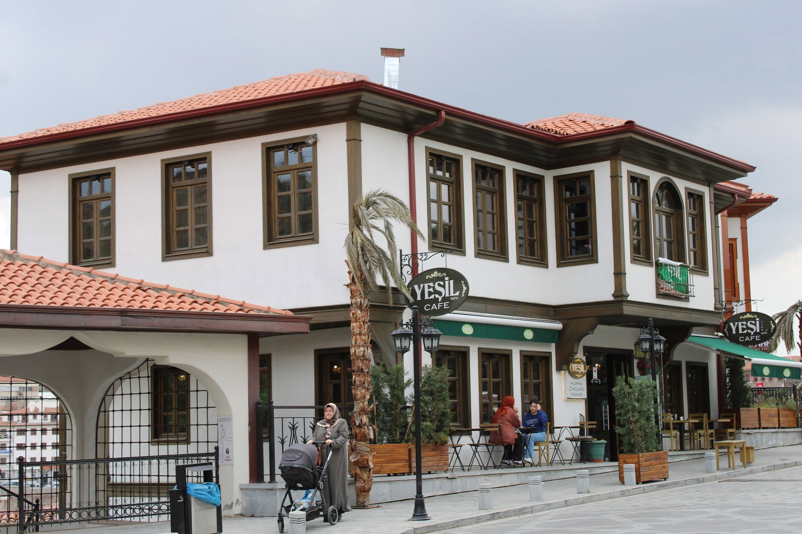 Yeşi̇l Nfk Kafe&Hurma