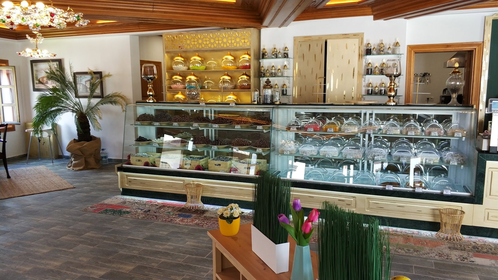 Yeşi̇l Nfk Kafe&Hurma