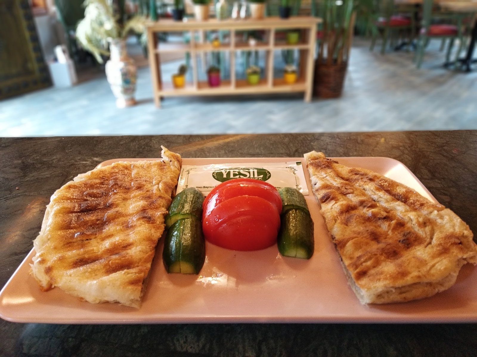Yeşi̇l Nfk Kafe&Hurma
