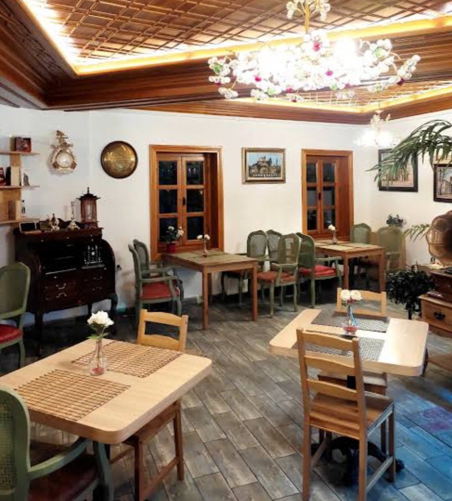 Yeşi̇l Nfk Kafe&Hurma