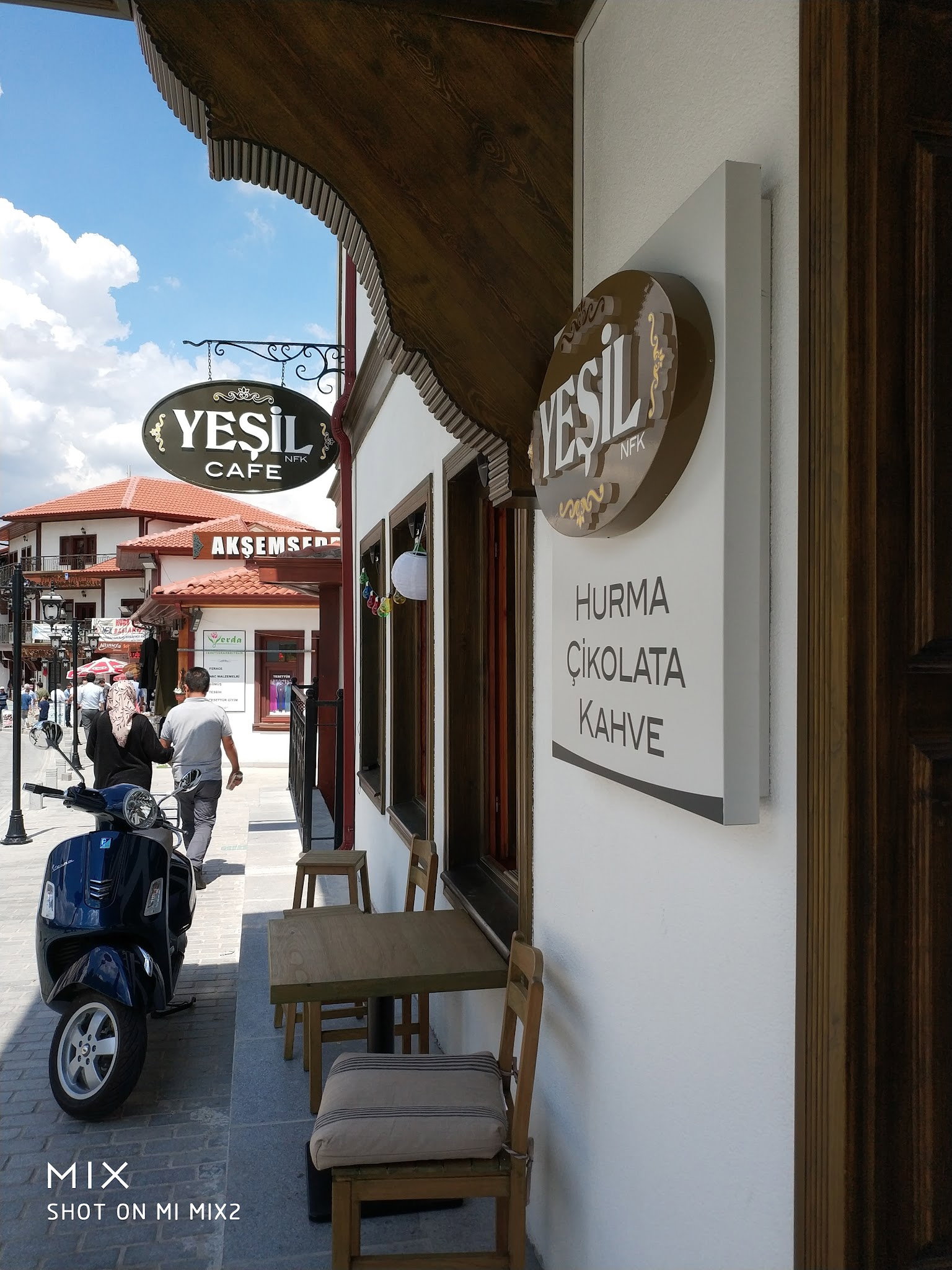 Yeşi̇l Nfk Kafe&Hurma