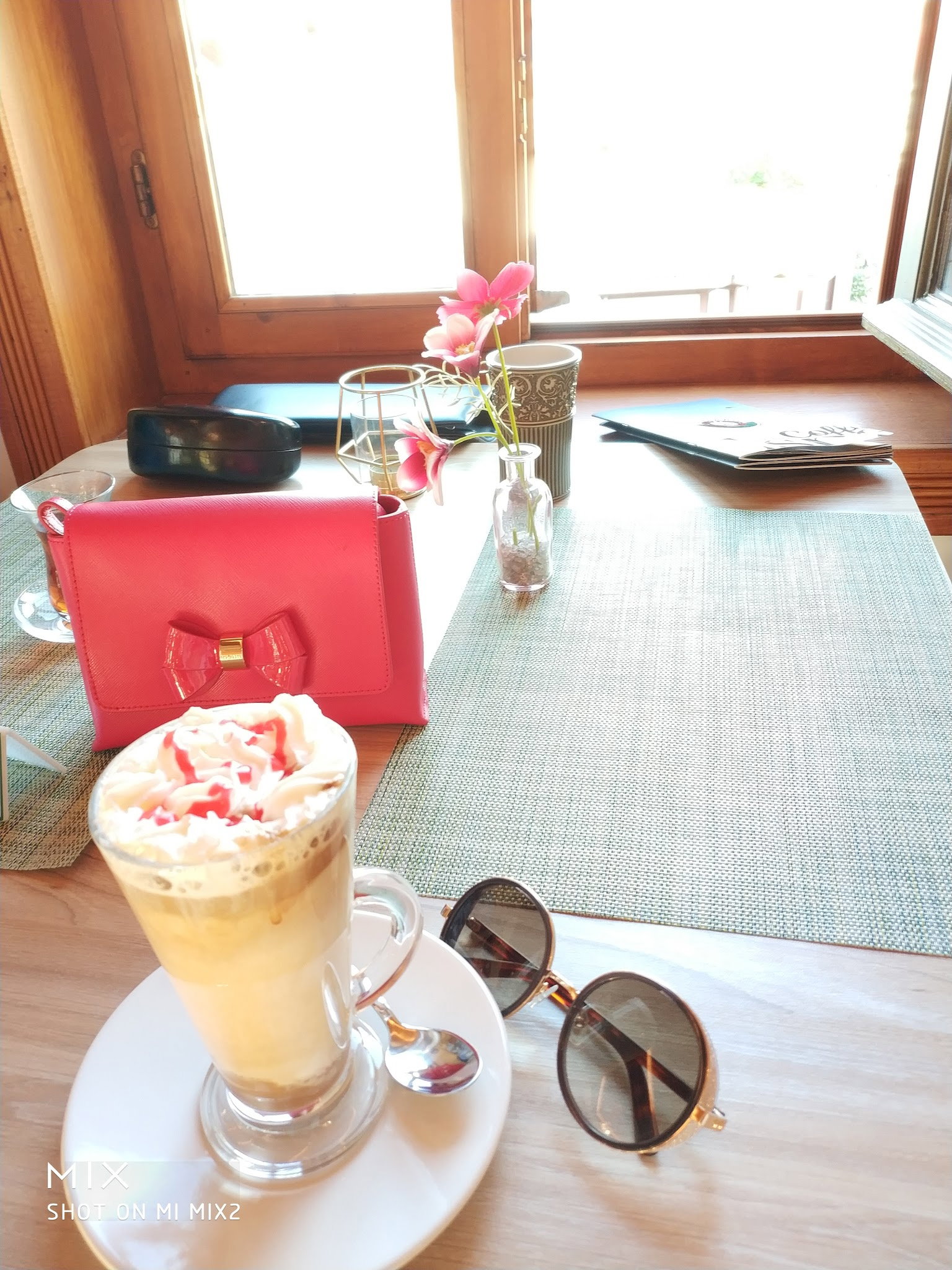 Yeşi̇l Nfk Kafe&Hurma