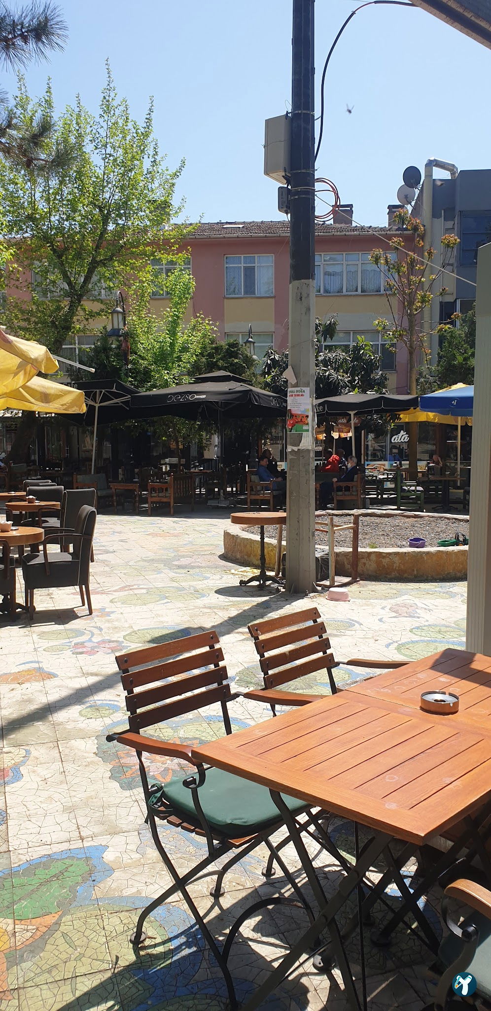 Beşçeşmeler Lalezar Cafe