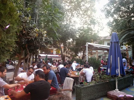 Beşçeşmeler Lalezar Cafe resimleri