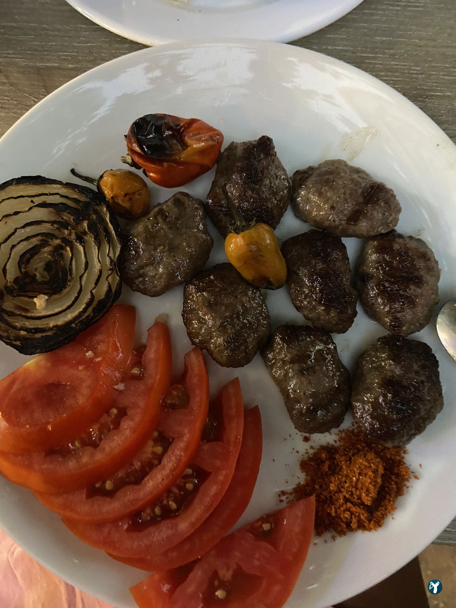 Mert Çine Köfte & Çorba & Izgara & Aperatif