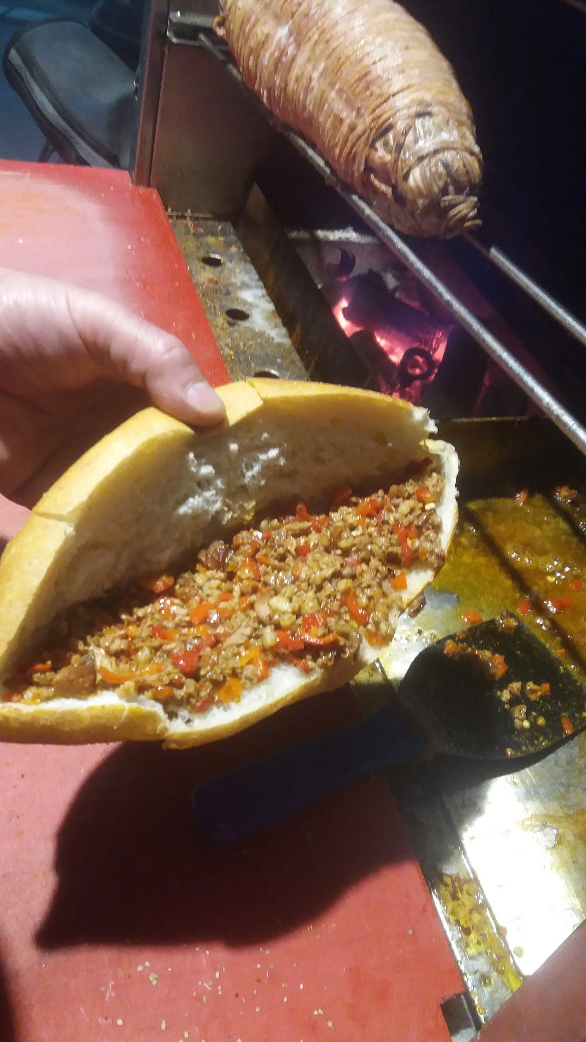 Kokoreççi̇ Kenan Usta Pi̇li̇ç Çevi̇rme Mi̇dye