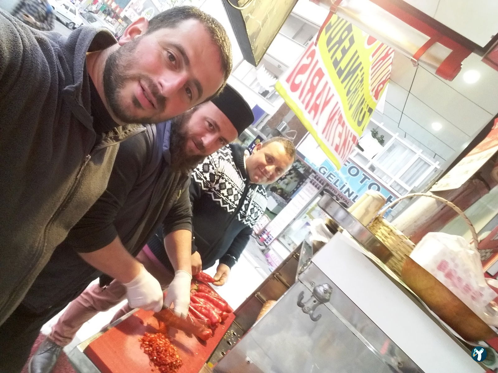Kokoreççi̇ Kenan Usta Pi̇li̇ç Çevi̇rme Mi̇dye