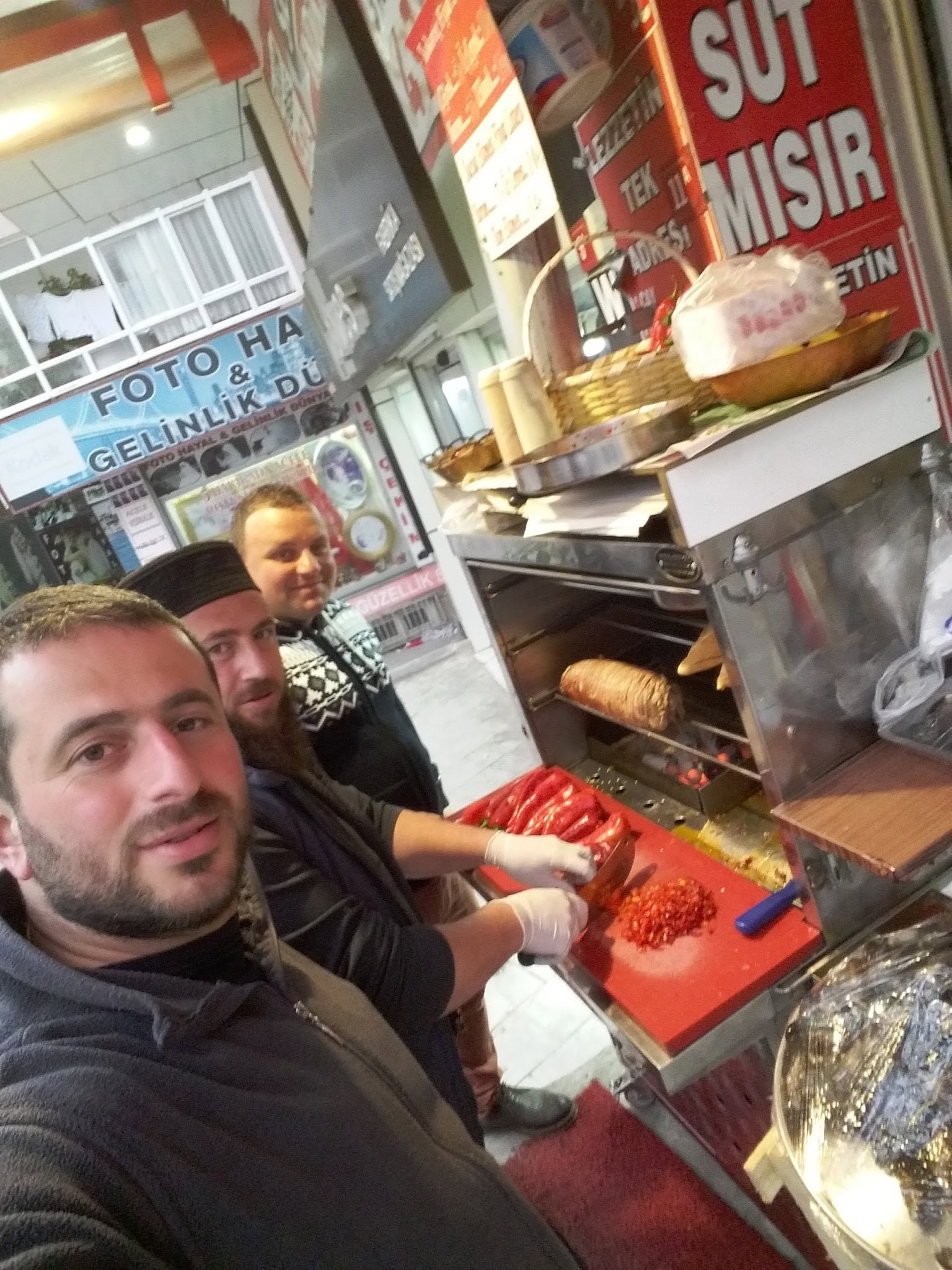 Kokoreççi̇ Kenan Usta Pi̇li̇ç Çevi̇rme Mi̇dye