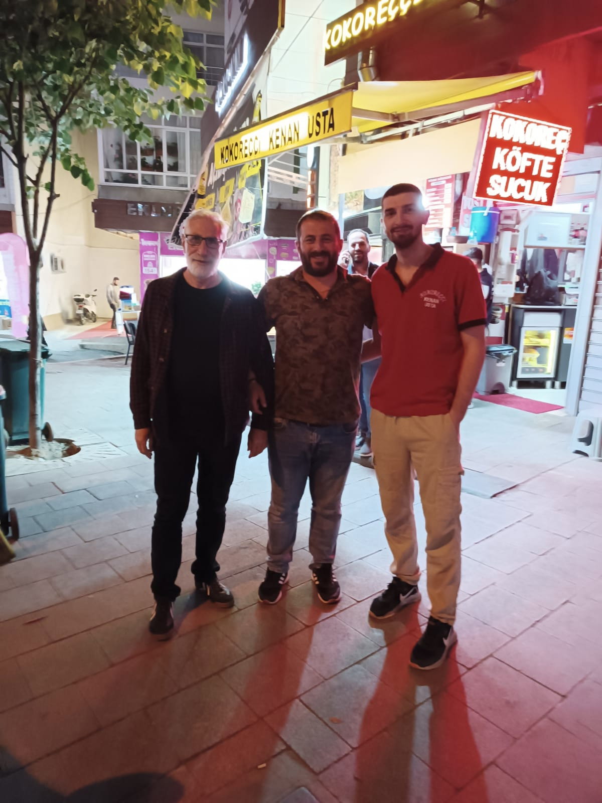 Kokoreççi̇ Kenan Usta Pi̇li̇ç Çevi̇rme Mi̇dye