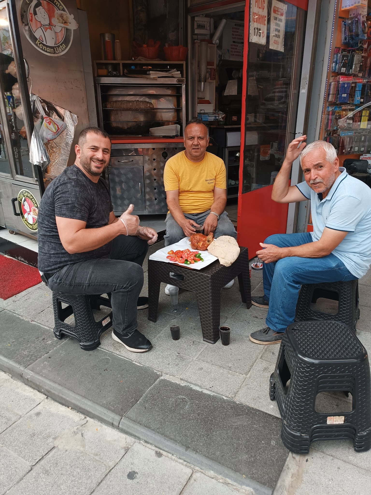 Kokoreççi̇ Kenan Usta Pi̇li̇ç Çevi̇rme Mi̇dye