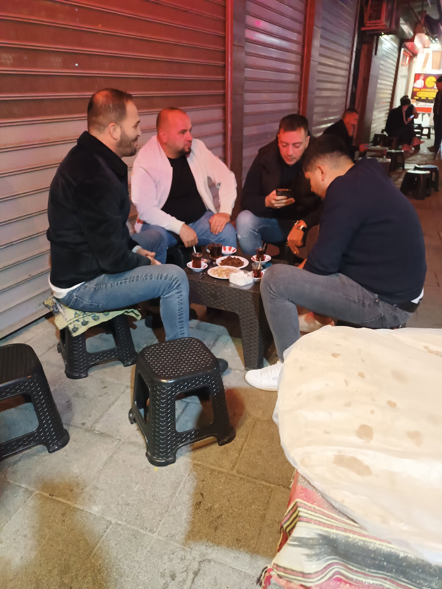 Kokoreççi̇ Kenan Usta Pi̇li̇ç Çevi̇rme Mi̇dye