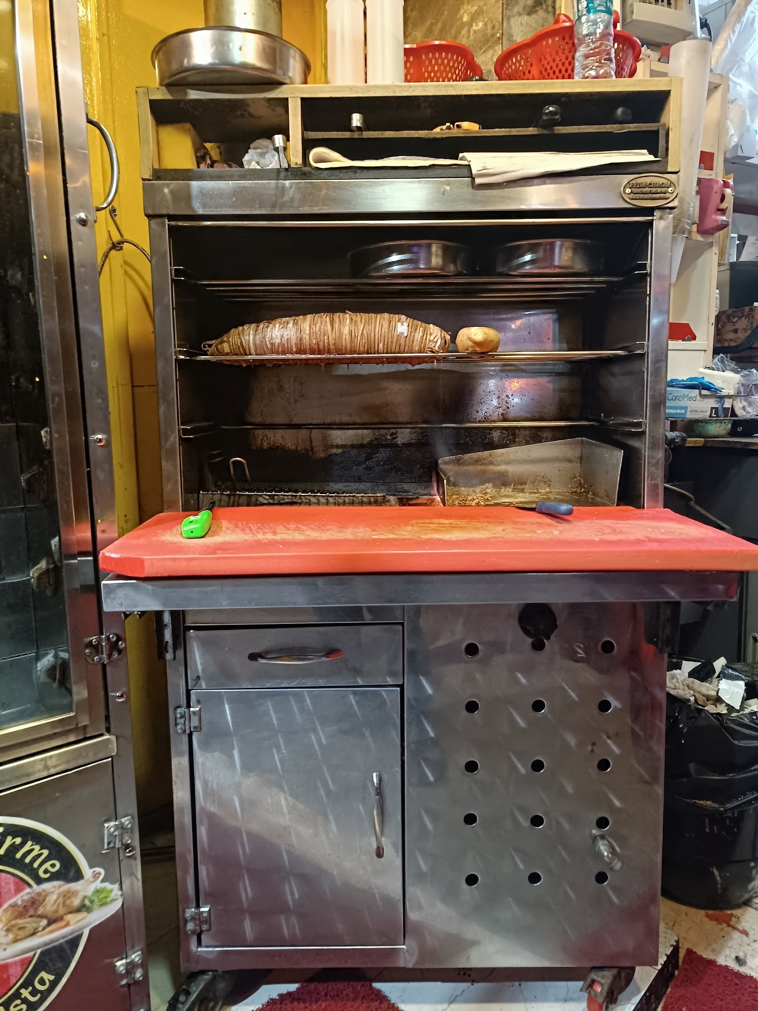 Kokoreççi̇ Kenan Usta Pi̇li̇ç Çevi̇rme Mi̇dye