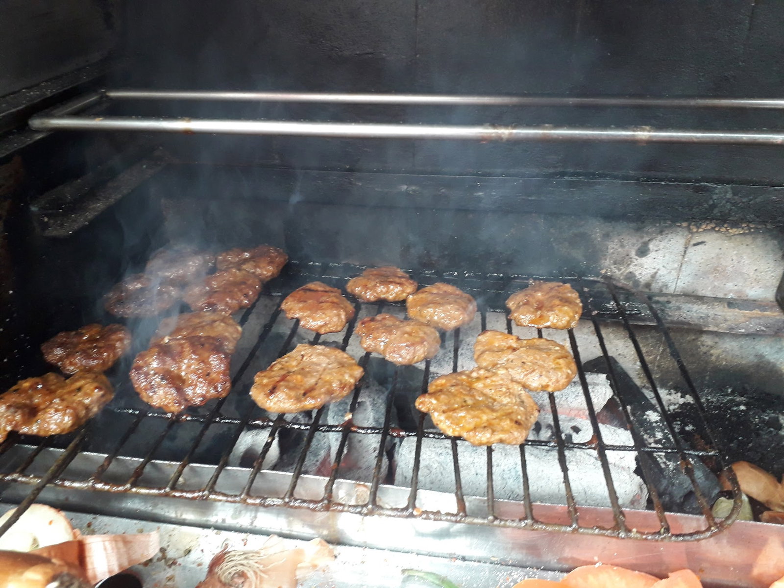 Kokoreççi̇ Kenan Usta Pi̇li̇ç Çevi̇rme Mi̇dye