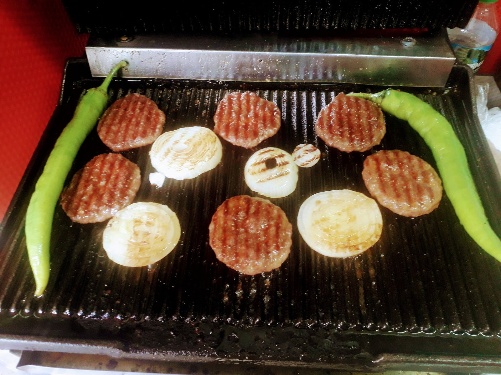 Kokoreççi̇ Kenan Usta Pi̇li̇ç Çevi̇rme Mi̇dye