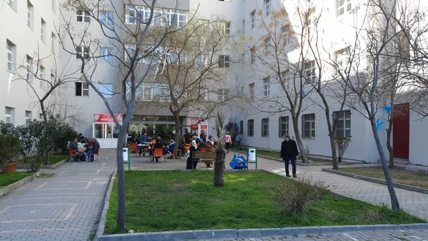 Bandırma Devlet Hastanesi Kanti̇ni̇ resimleri
