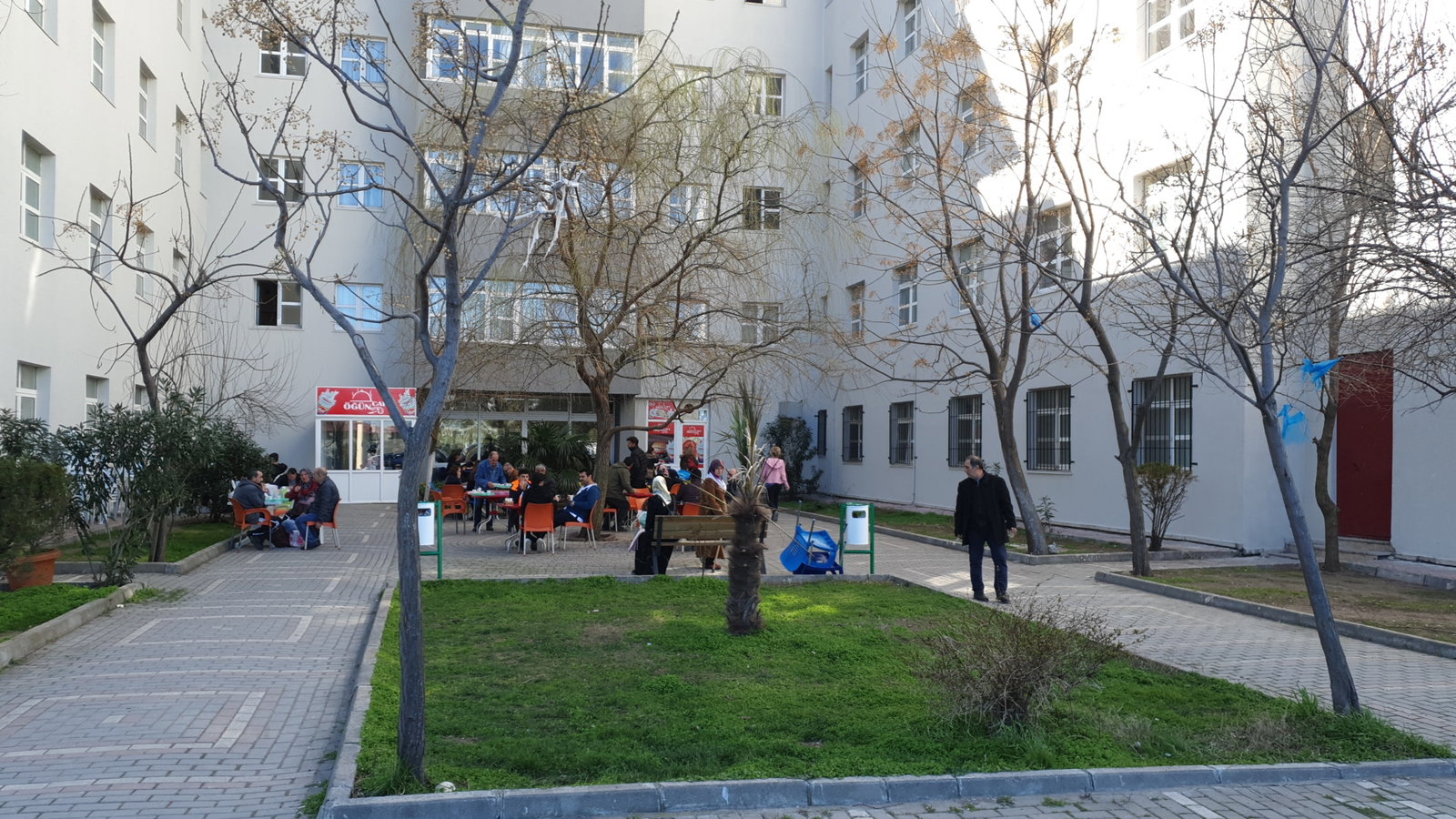 Bandırma Devlet Hastanesi Kanti̇ni̇