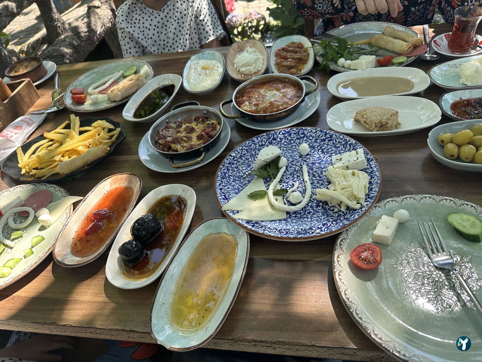 Etzade Eşsiz Anadolu Lezzetleri - Testi Kebabı, Dana Lokum - Kahvaltı