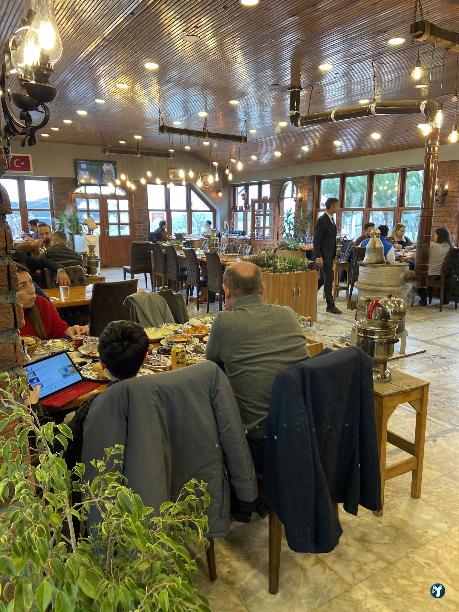 Etzade Eşsiz Anadolu Lezzetleri - Testi Kebabı, Dana Lokum - Kahvaltı
