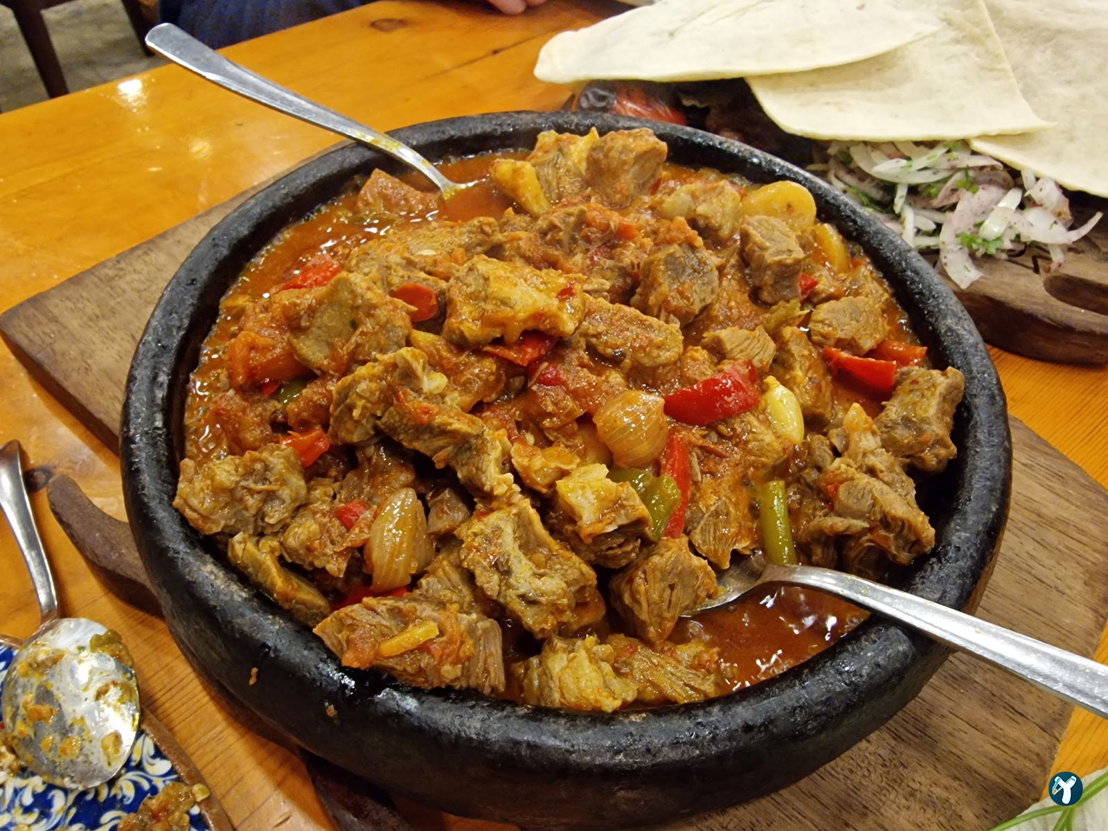 Etzade Eşsiz Anadolu Lezzetleri - Testi Kebabı, Dana Lokum - Kahvaltı