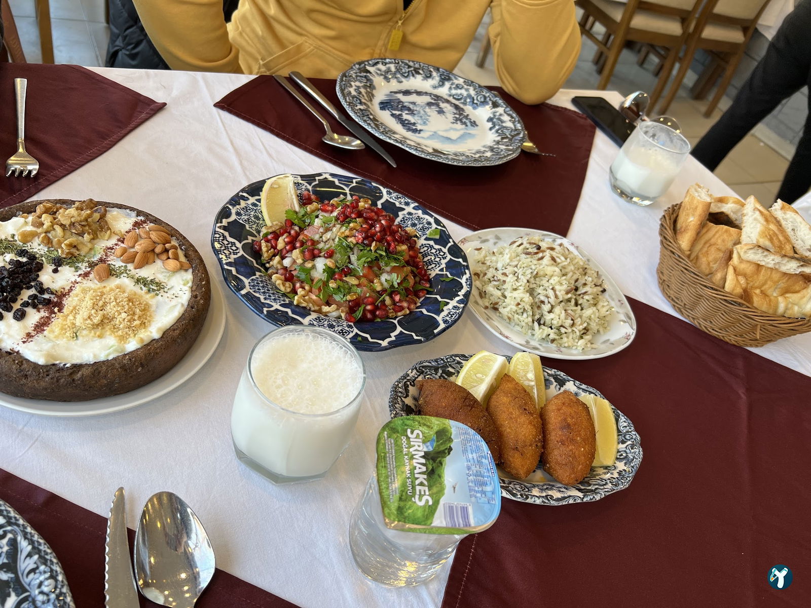 Etzade Eşsiz Anadolu Lezzetleri - Testi Kebabı, Dana Lokum - Kahvaltı