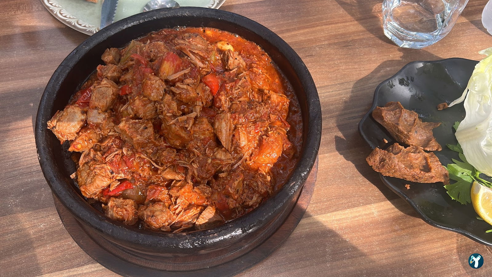 Etzade Eşsiz Anadolu Lezzetleri - Testi Kebabı, Dana Lokum - Kahvaltı