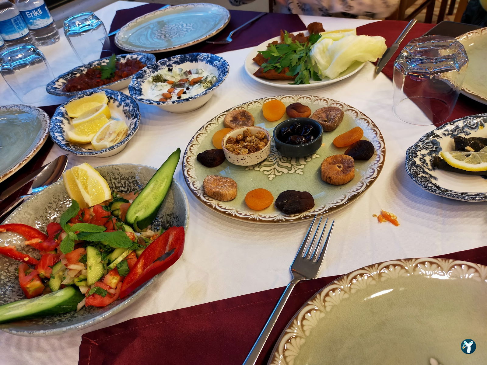 Etzade Eşsiz Anadolu Lezzetleri - Testi Kebabı, Dana Lokum - Kahvaltı