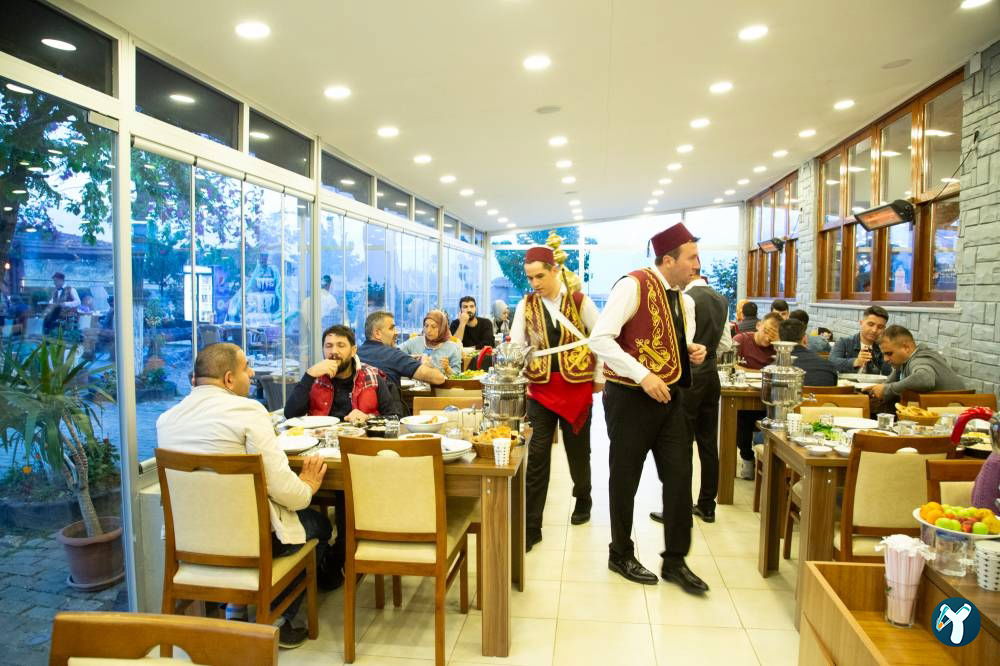 Etzade Eşsiz Anadolu Lezzetleri - Testi Kebabı, Dana Lokum - Kahvaltı