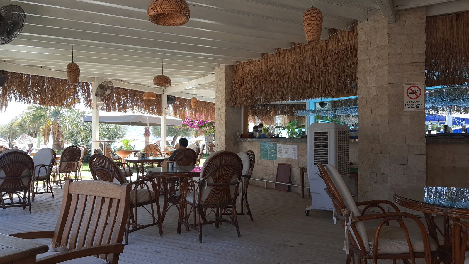 Carpe Diem Lounge & Restaurant