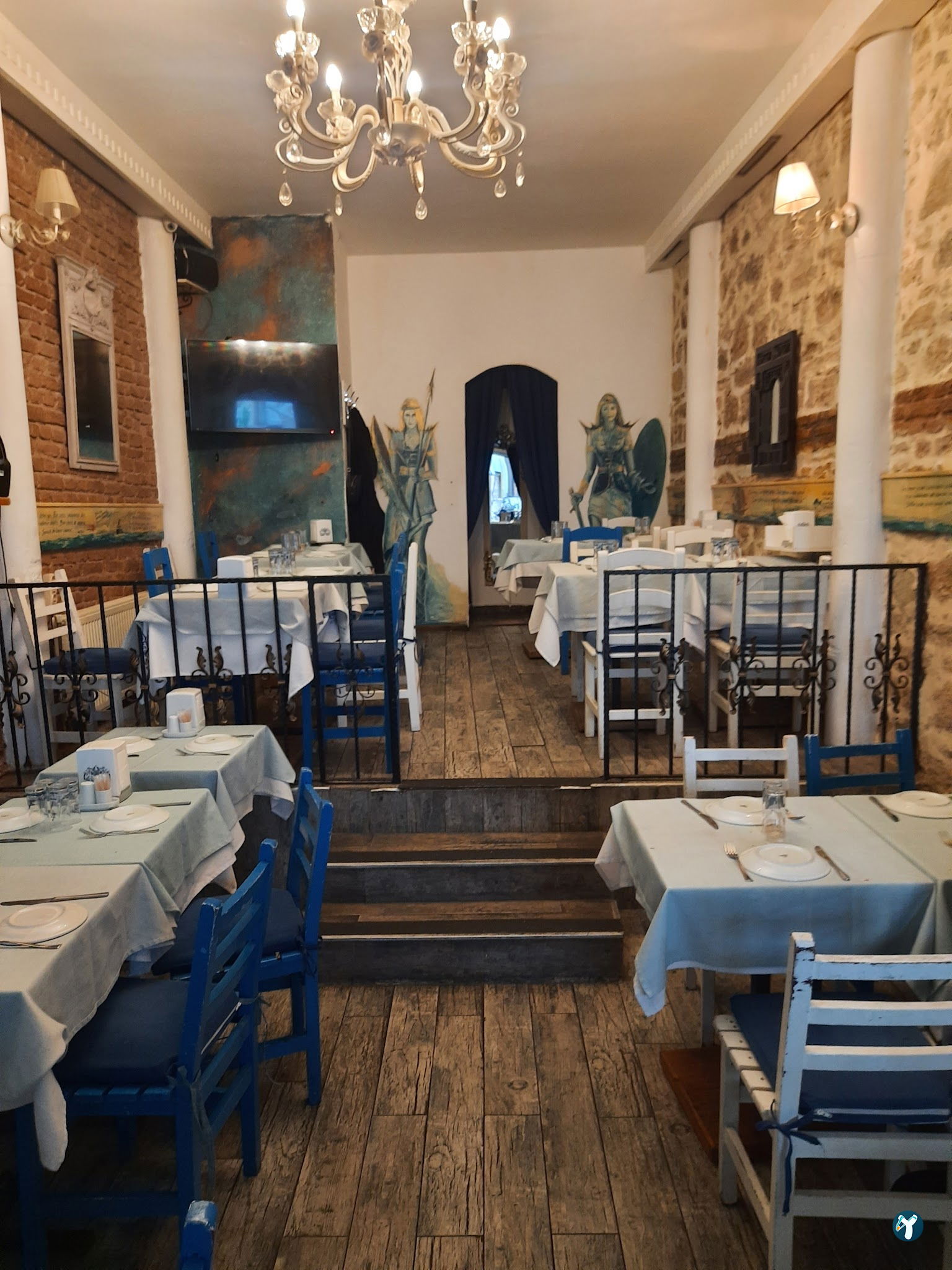 Aynalı Meyhane