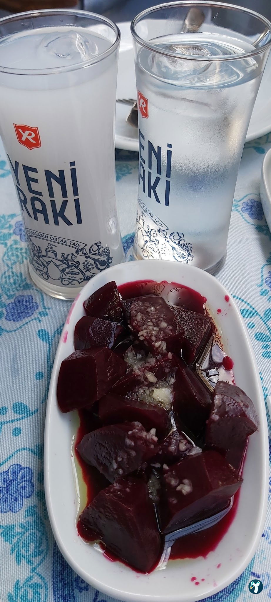 Aynalı Meyhane