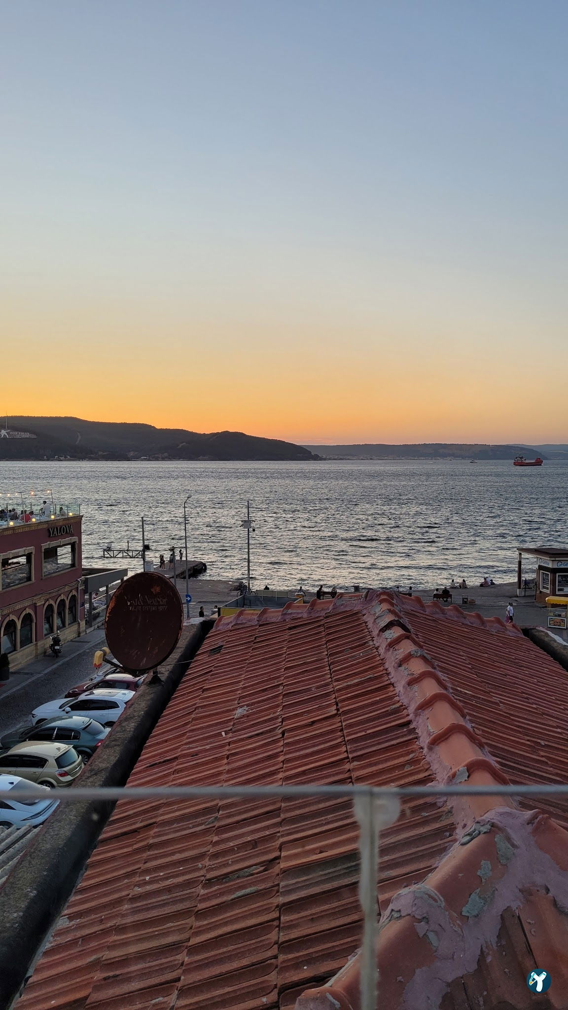 Aynalı Meyhane