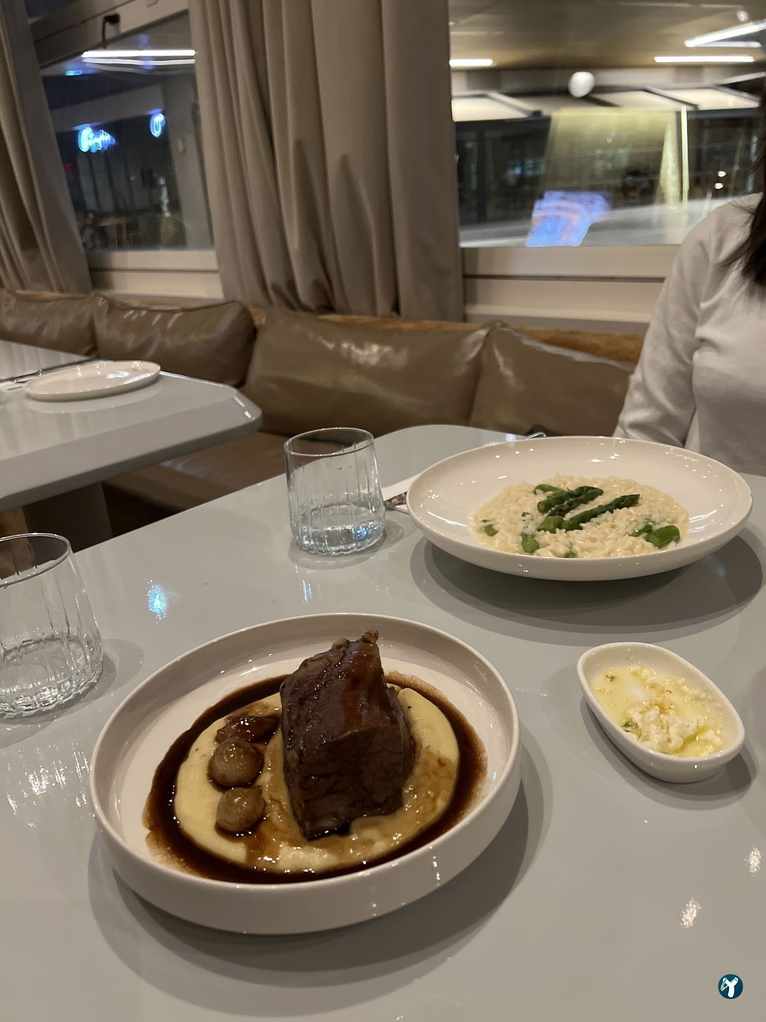 Pally - Restoran & Kokteyl Bar
