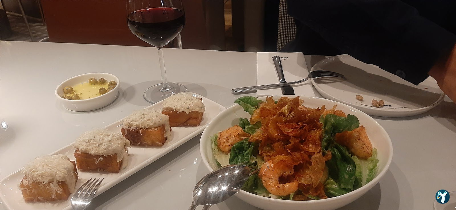 Pally - Restoran & Kokteyl Bar