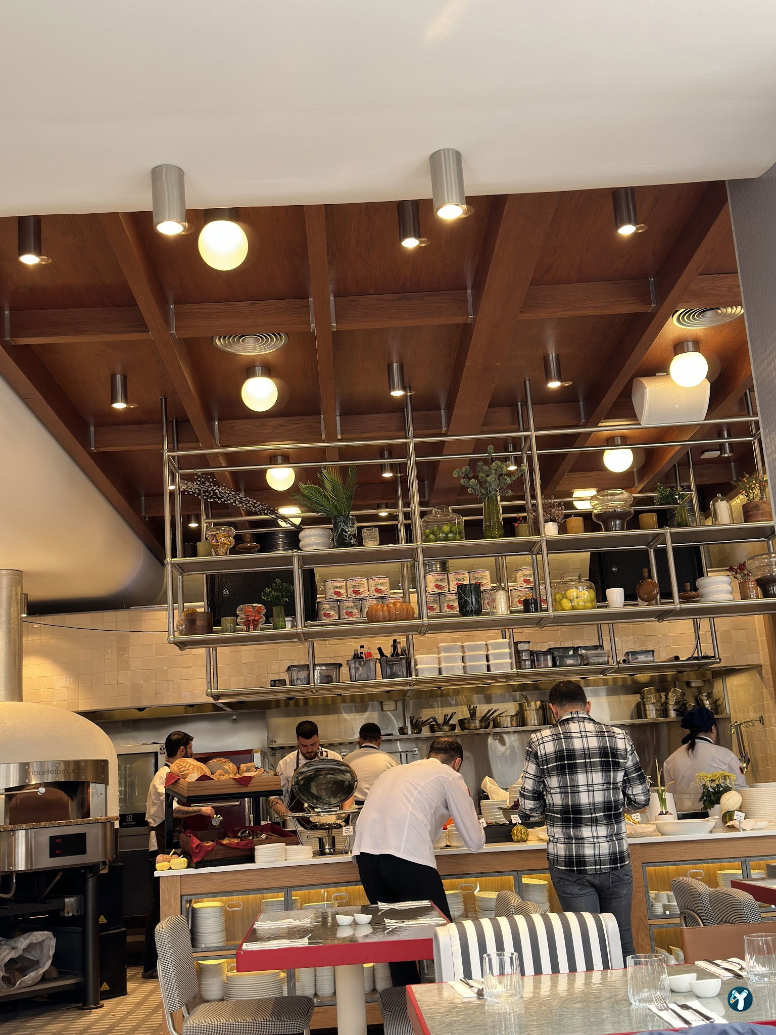 Pally - Restoran & Kokteyl Bar