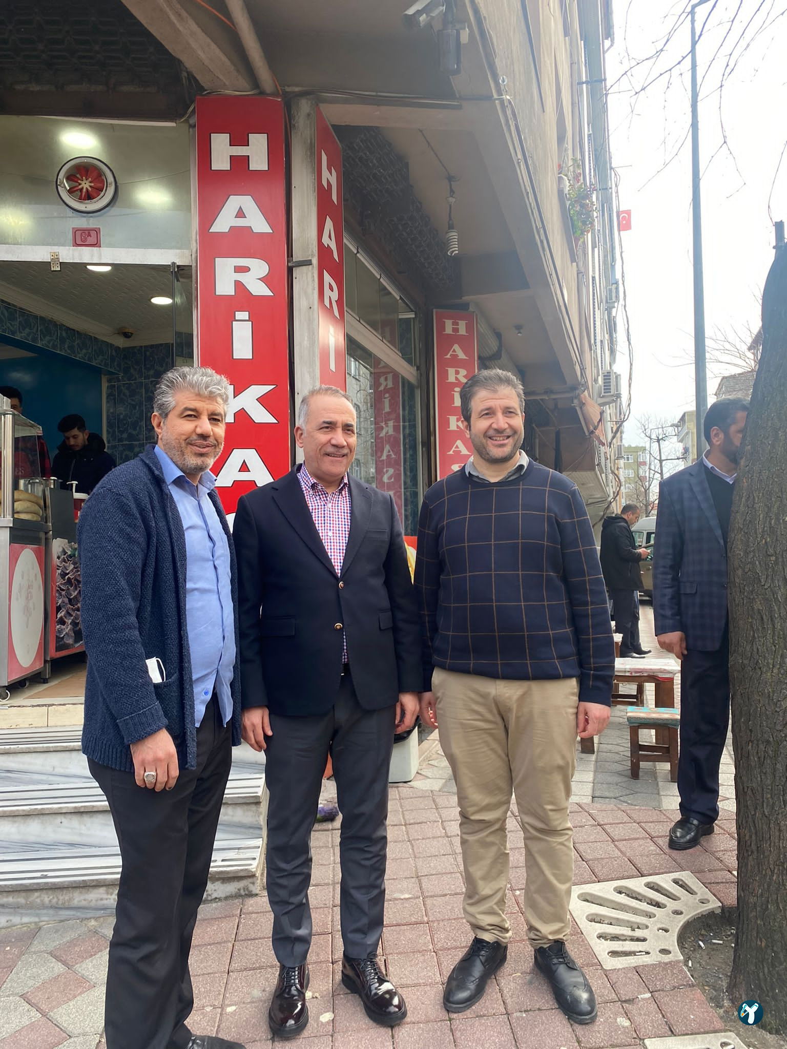 Harikases Çiğköfte Döner