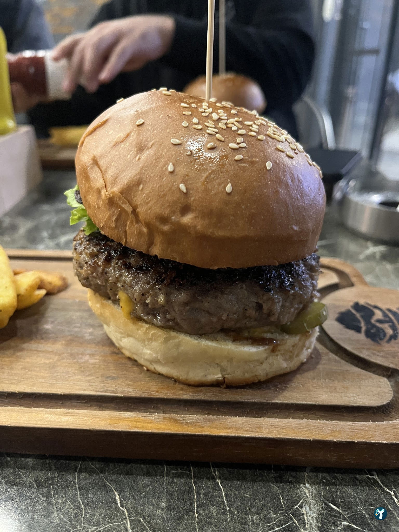 Bar Bar Burger & Coffee