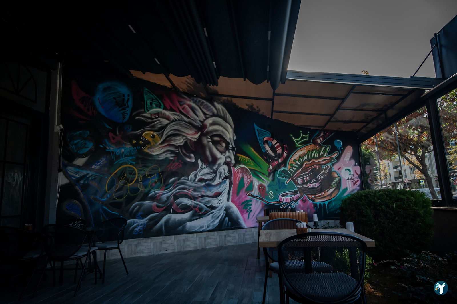 Bar Bar Burger & Coffee