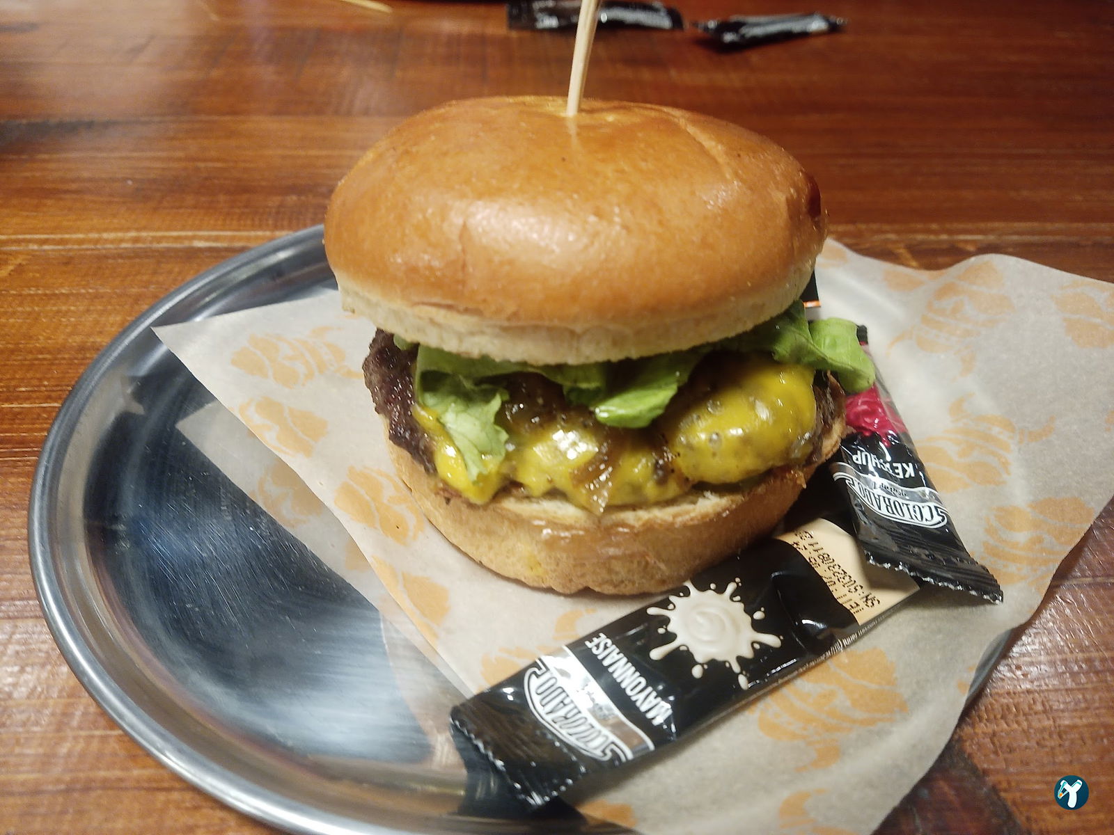 Bar Bar Burger & Coffee