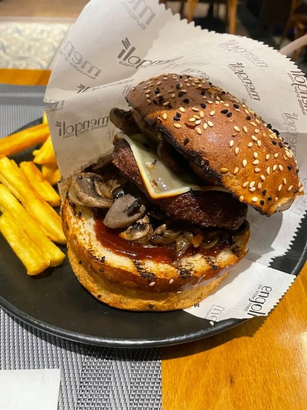 Mengoli Burgers Steak Fries
