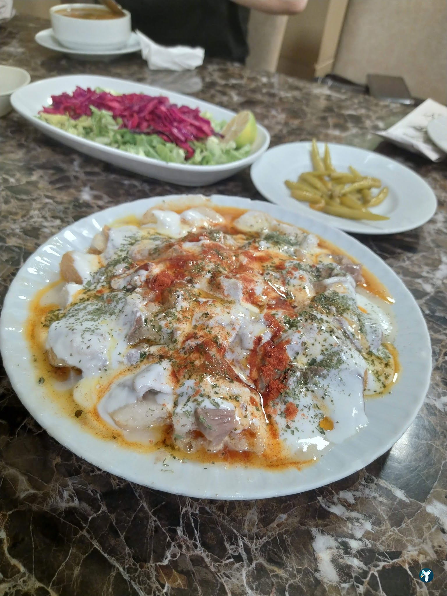 Avlu İşkembe Garip Usta