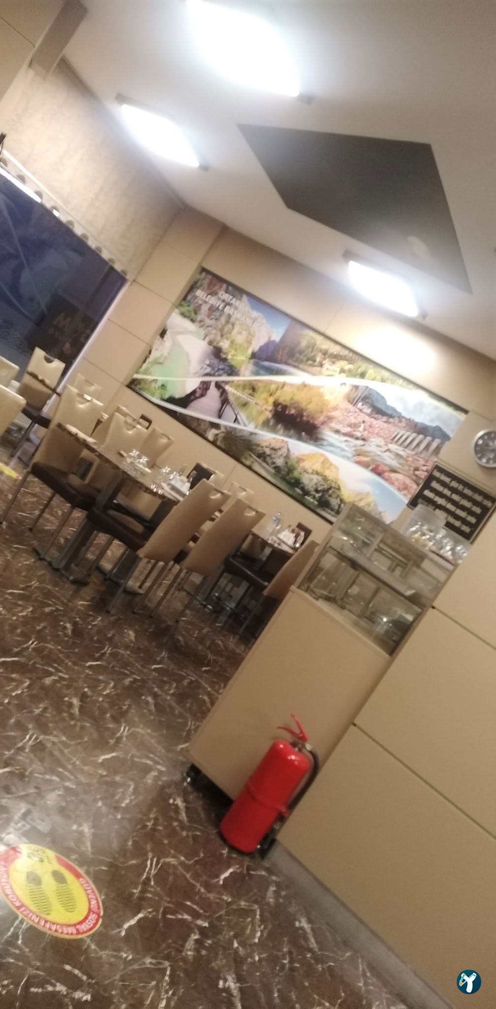 Avlu İşkembe Garip Usta