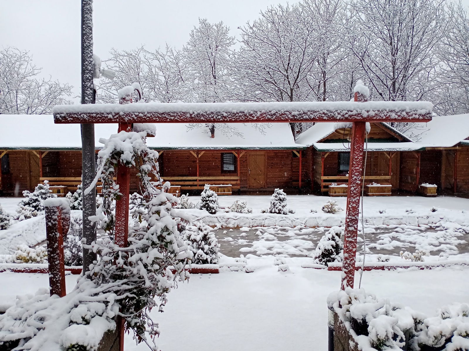 Sihirli Bahce Kirevi