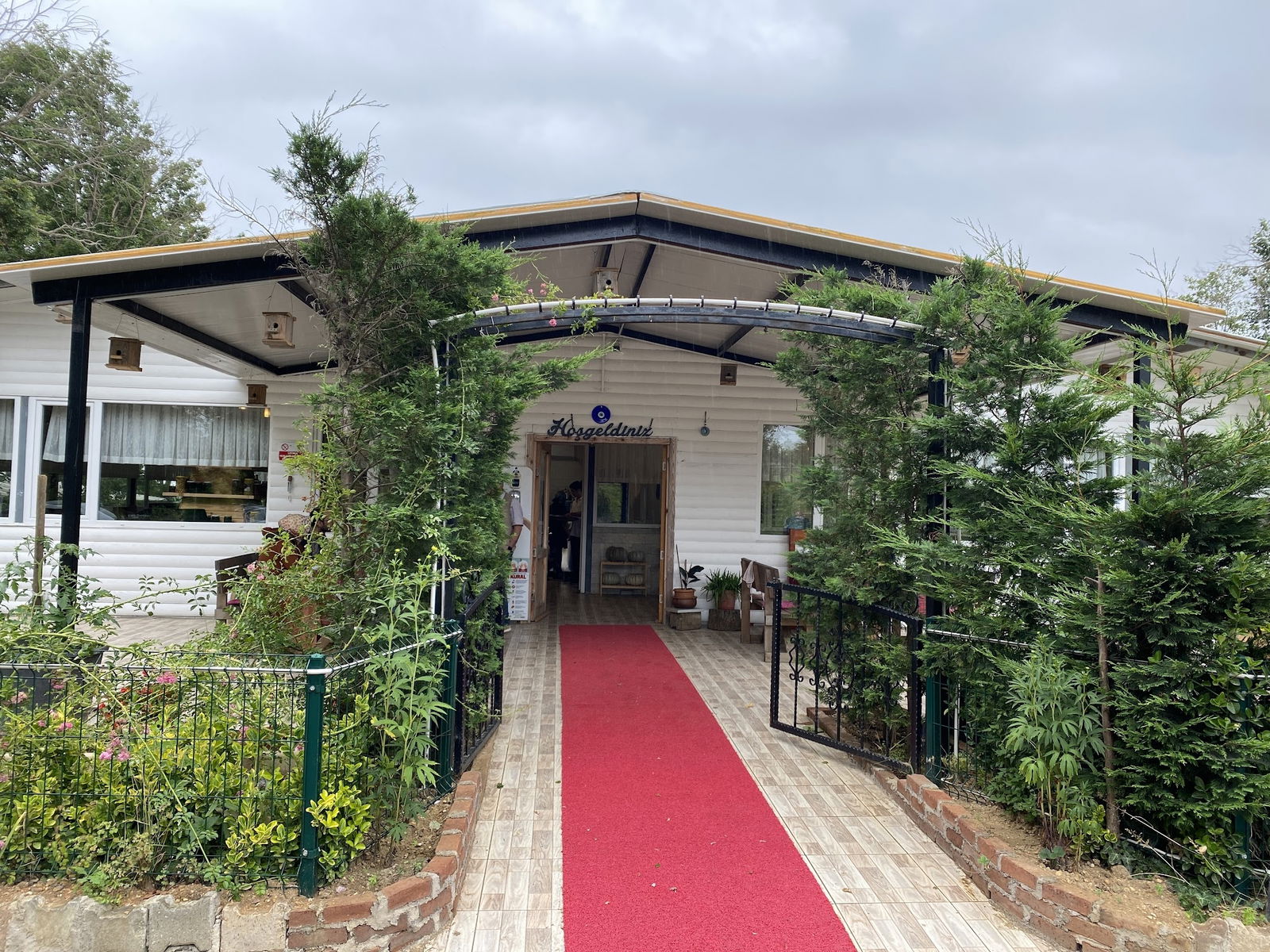 Sihirli Bahce Kirevi